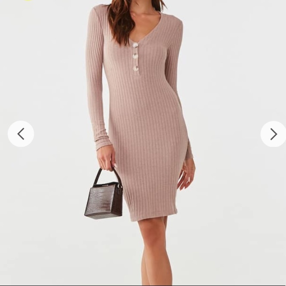V-Neck Ribbed Bodycon Dress Dusty Pink & Buttons